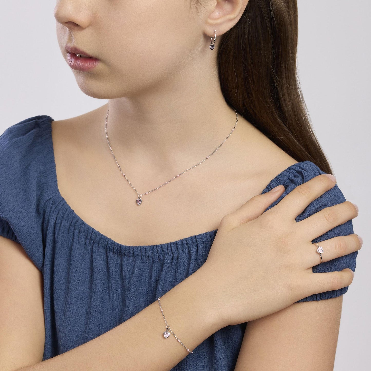 MABINA JUNIOR - Orecchini da bambina a cerchio con cuore