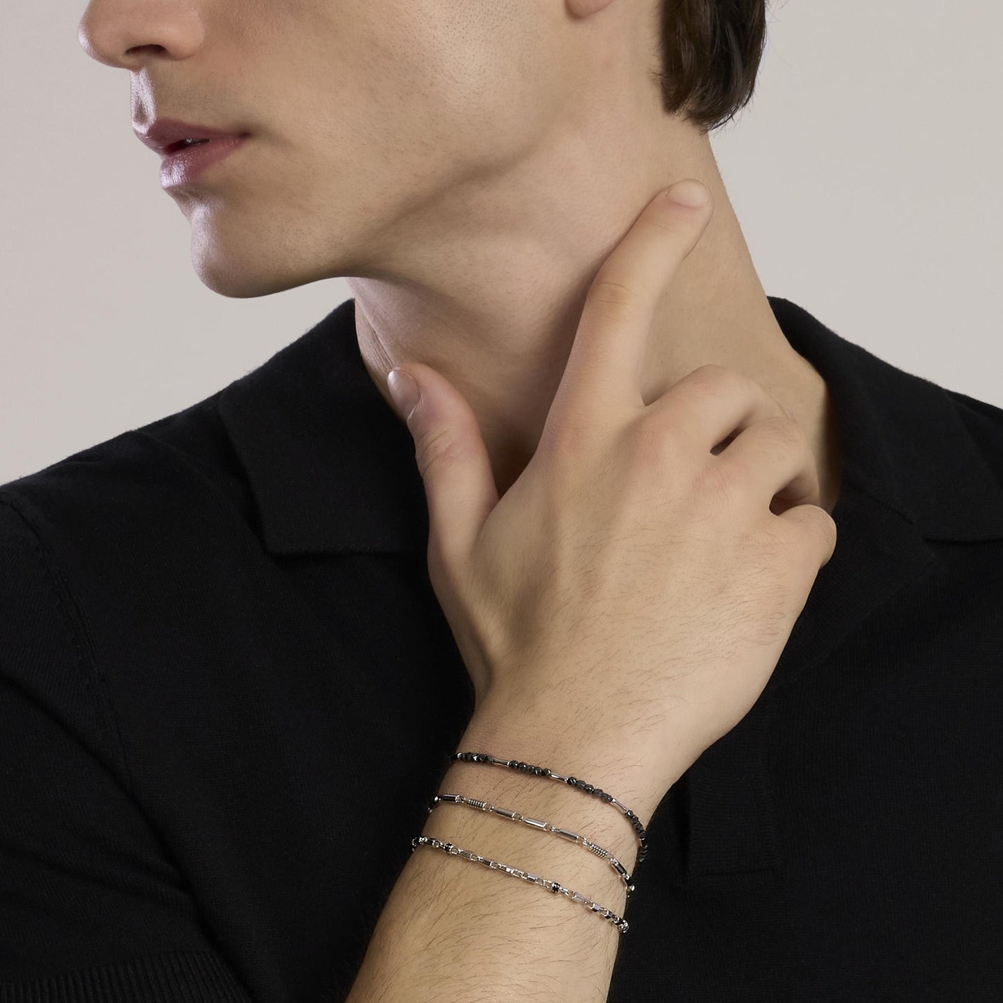 MABINA UOMO - Bracciale regolabile con cilindri lucidi e incisioni nere