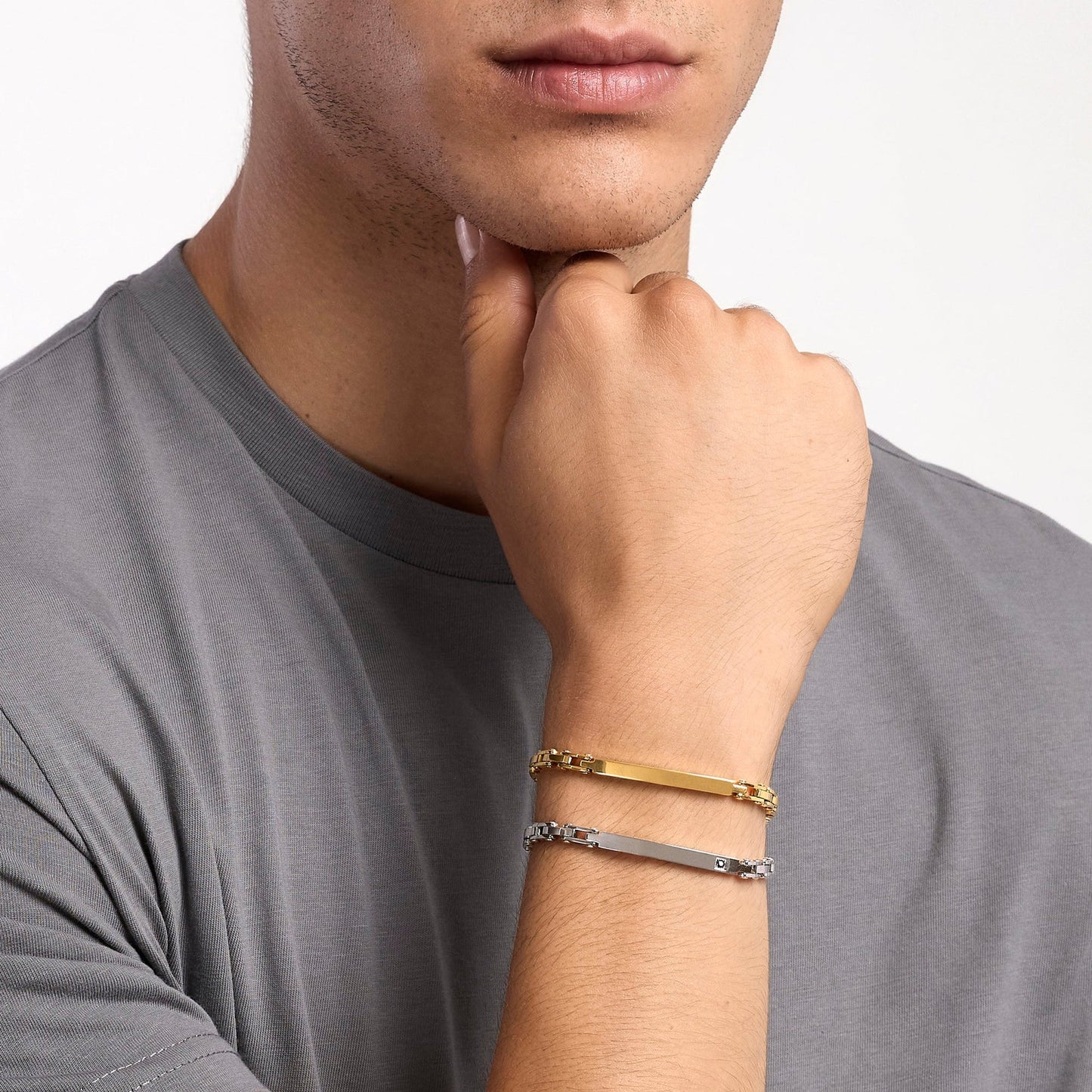 KIDULT - Bracciale uomo in acciaio dorato con piastra centrale