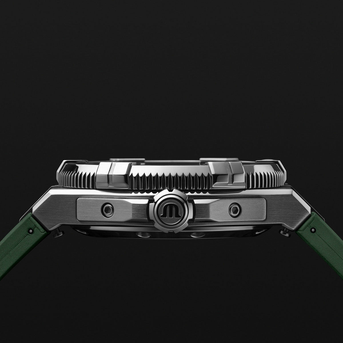 MAURICE LACROIX - AIKON AUTOMATIC VENTURER 38MM