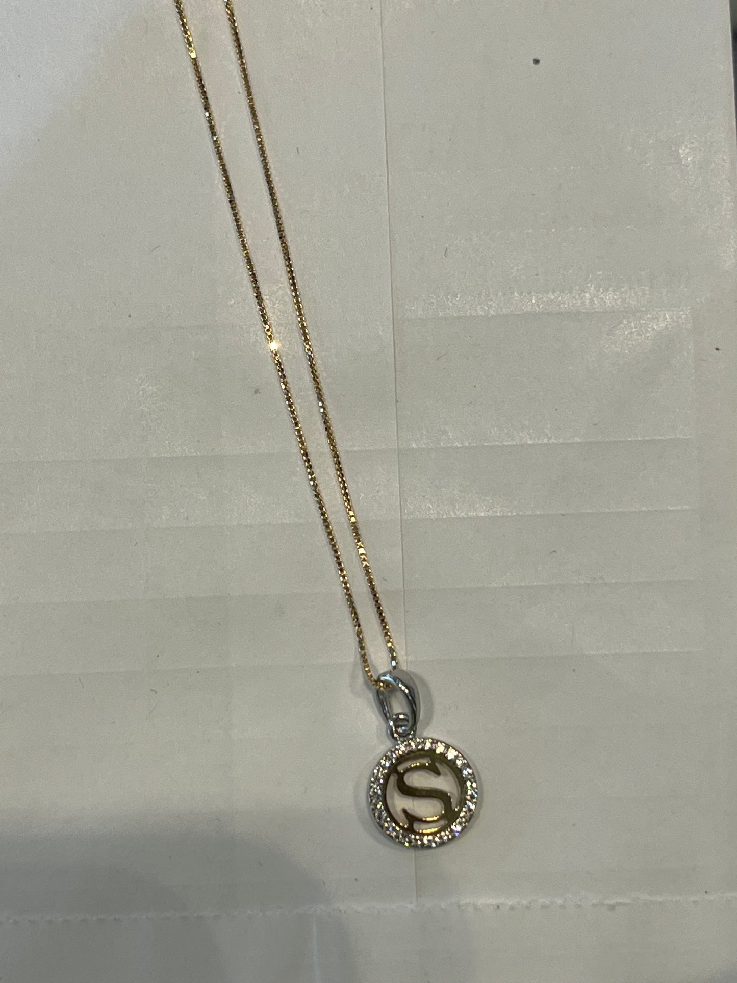 COLLANA IN ORO CON INIZIALE S
