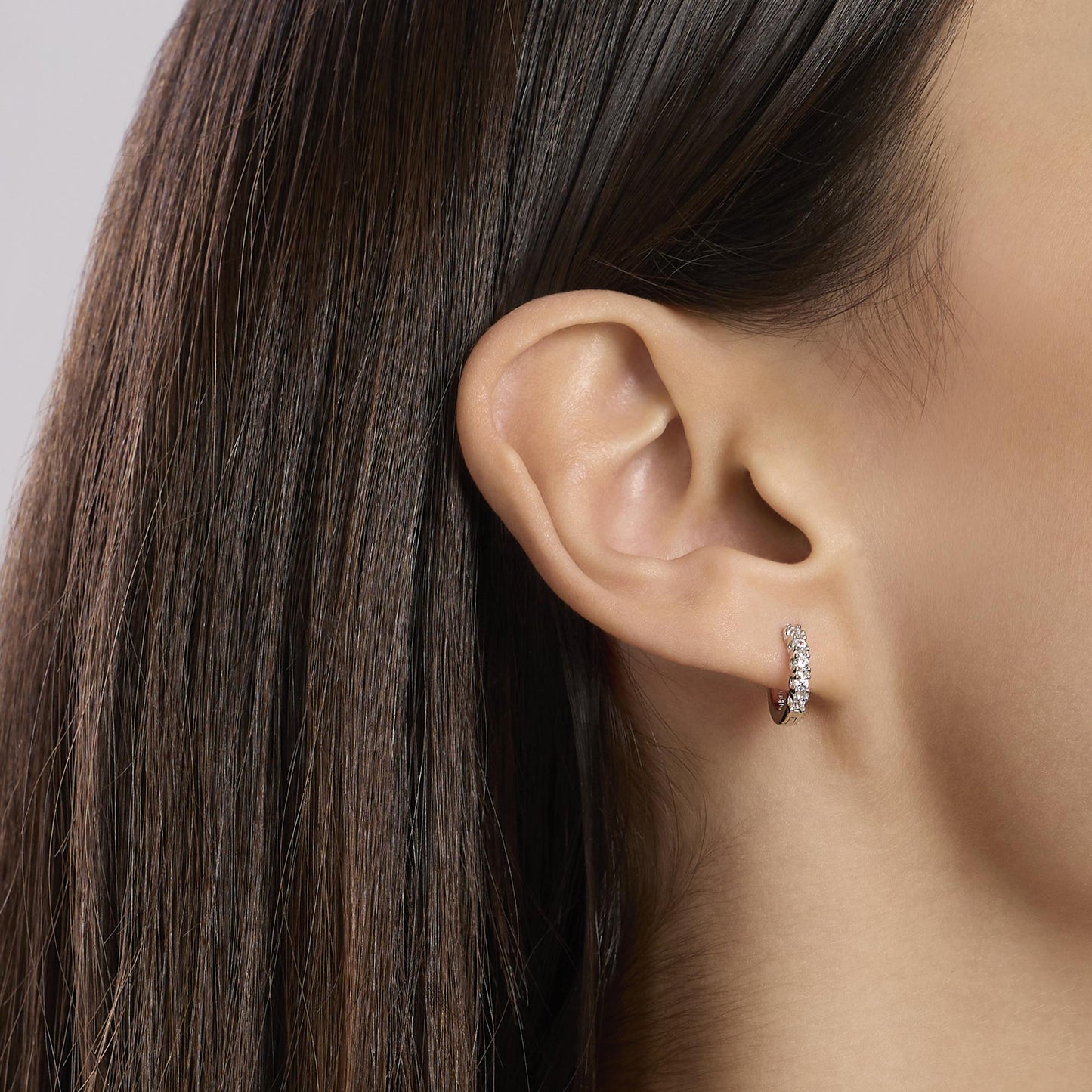 MABINA MY DIAMOND - Orecchini a cerchio con diamanti lab-grown 0,027 carati